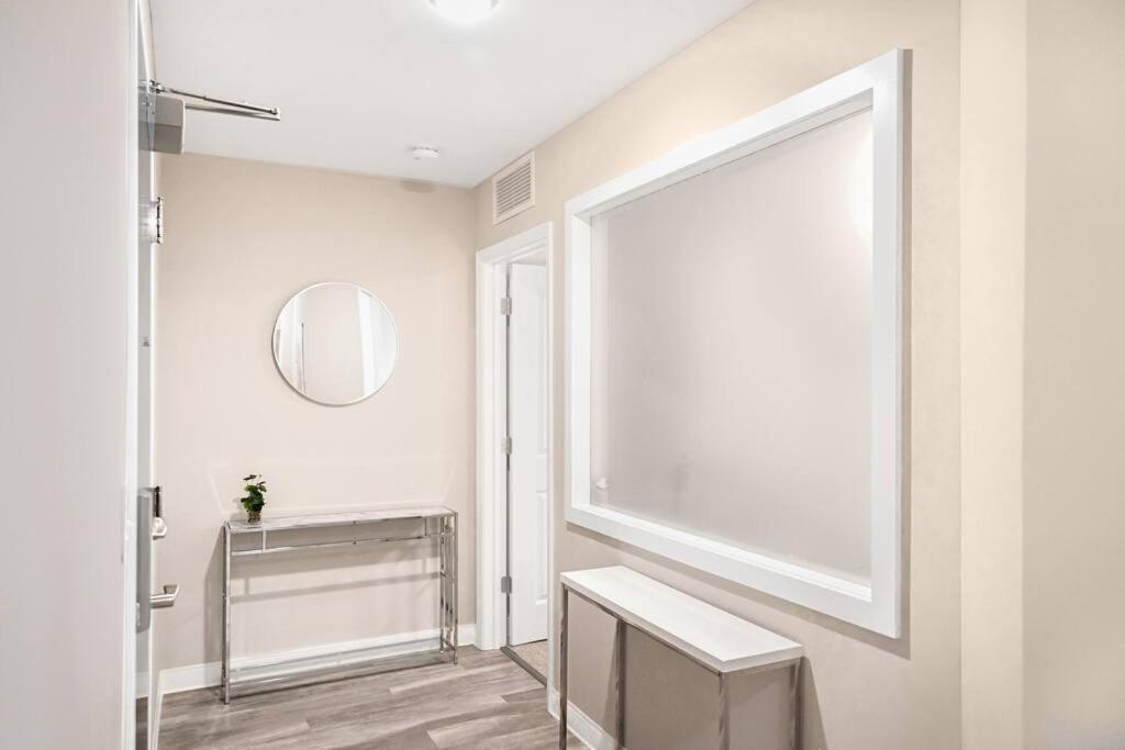 Apartmán 2Br Unit In The Heart Of Dt On Playhouse Square, With Pool And Gym Access-1106 Cleveland Exteriér fotografie