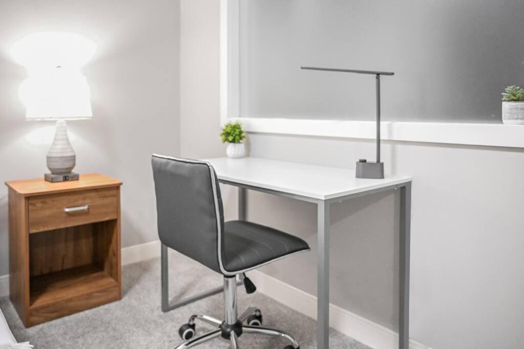 Apartmán 2Br Unit In The Heart Of Dt On Playhouse Square, With Pool And Gym Access-1106 Cleveland Exteriér fotografie